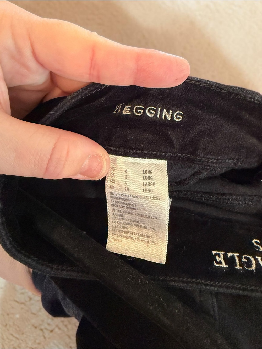 American Eagle Outfitters Black Velvet-Look Skinny Pants - Picture 2 of 10